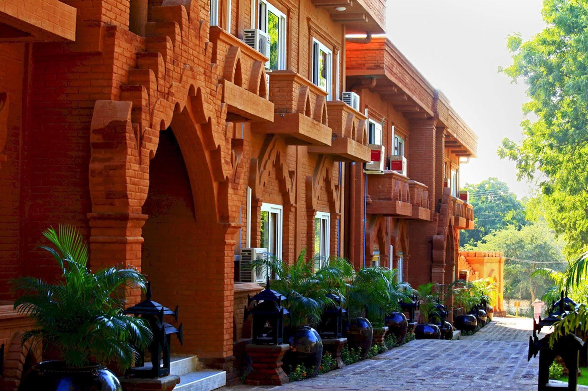 Hotel Sincere Smile Bagan New Bagan Exterior foto
