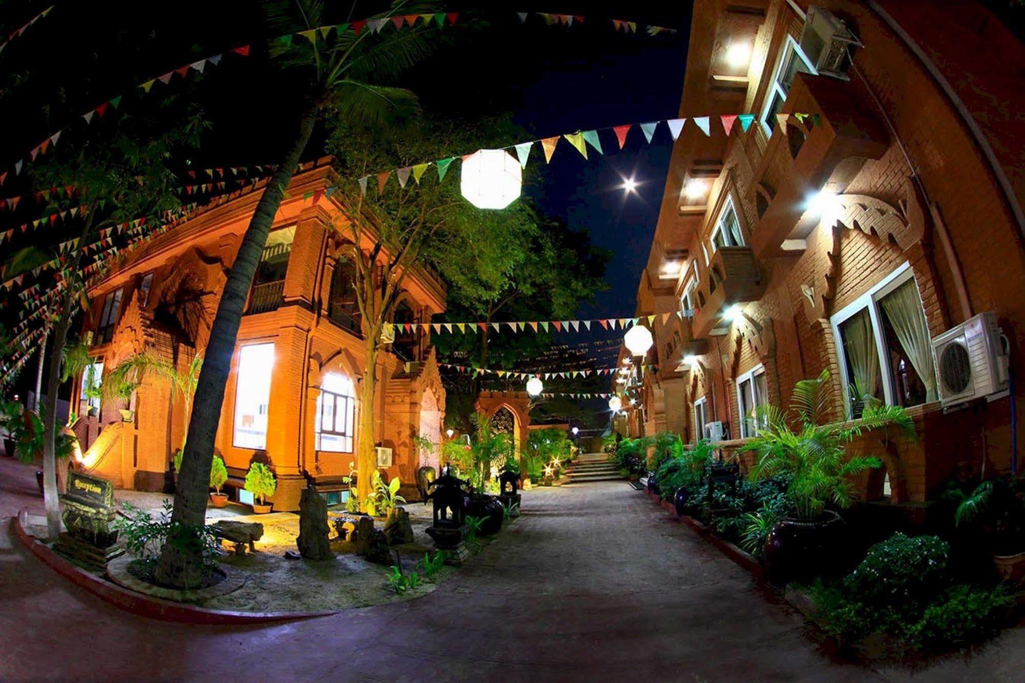Hotel Sincere Smile Bagan New Bagan Exterior foto